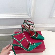 Valentino 华伦天奴 26𝐬𝐬2026春夏新品 ROCKSTUD鉚钉铁头细带高跟凉鞋 上新☑️ Valentino 华伦天奴 26𝐬𝐬2026春夏新品 ROCKSTUD鉚钉铁头细带高跟凉鞋 上新☑️