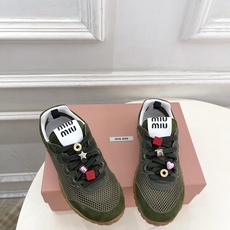 Miu Miu | 缪缪 26𝐬𝐬🖤专柜主打最新秀款 2026春夏新品网眼织物休闲运动鞋火爆上新!🍒B Miu Miu | 缪缪 26𝐬𝐬🖤专柜主打最新秀款 2026春夏新品网眼织物休闲运动鞋火爆上新!🍒B