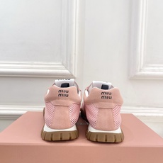 Miu Miu | 缪缪 26𝐬𝐬🖤专柜主打最新秀款 2026春夏新品网眼织物休闲运动鞋火爆上新!🍒B Miu Miu | 缪缪 26𝐬𝐬🖤专柜主打最新秀款 2026春夏新品网眼织物休闲运动鞋火爆上新!🍒B