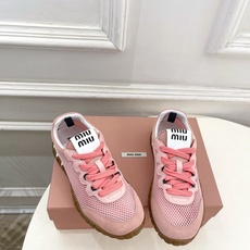 Miu Miu | 缪缪 26𝐬𝐬🖤专柜主打最新秀款 2026春夏新品网眼织物休闲运动鞋火爆上新!🍒B Miu Miu | 缪缪 26𝐬𝐬🖤专柜主打最新秀款 2026春夏新品网眼织物休闲运动鞋火爆上新!🍒B