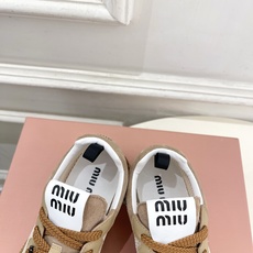 Miu Miu | 缪缪 26𝐬𝐬🖤专柜主打最新秀款 2026春夏新品网眼织物休闲运动鞋火爆上新!🍒B Miu Miu | 缪缪 26𝐬𝐬🖤专柜主打最新秀款 2026春夏新品网眼织物休闲运动鞋火爆上新!🍒B