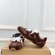 Miu Miu | 缪缪 26𝐬𝐬🖤专柜主打最新秀款 2026新品New Balance x Miu Miu Miu | 缪缪 26𝐬𝐬🖤专柜主打最新秀款 2026新品New Balance x Miu