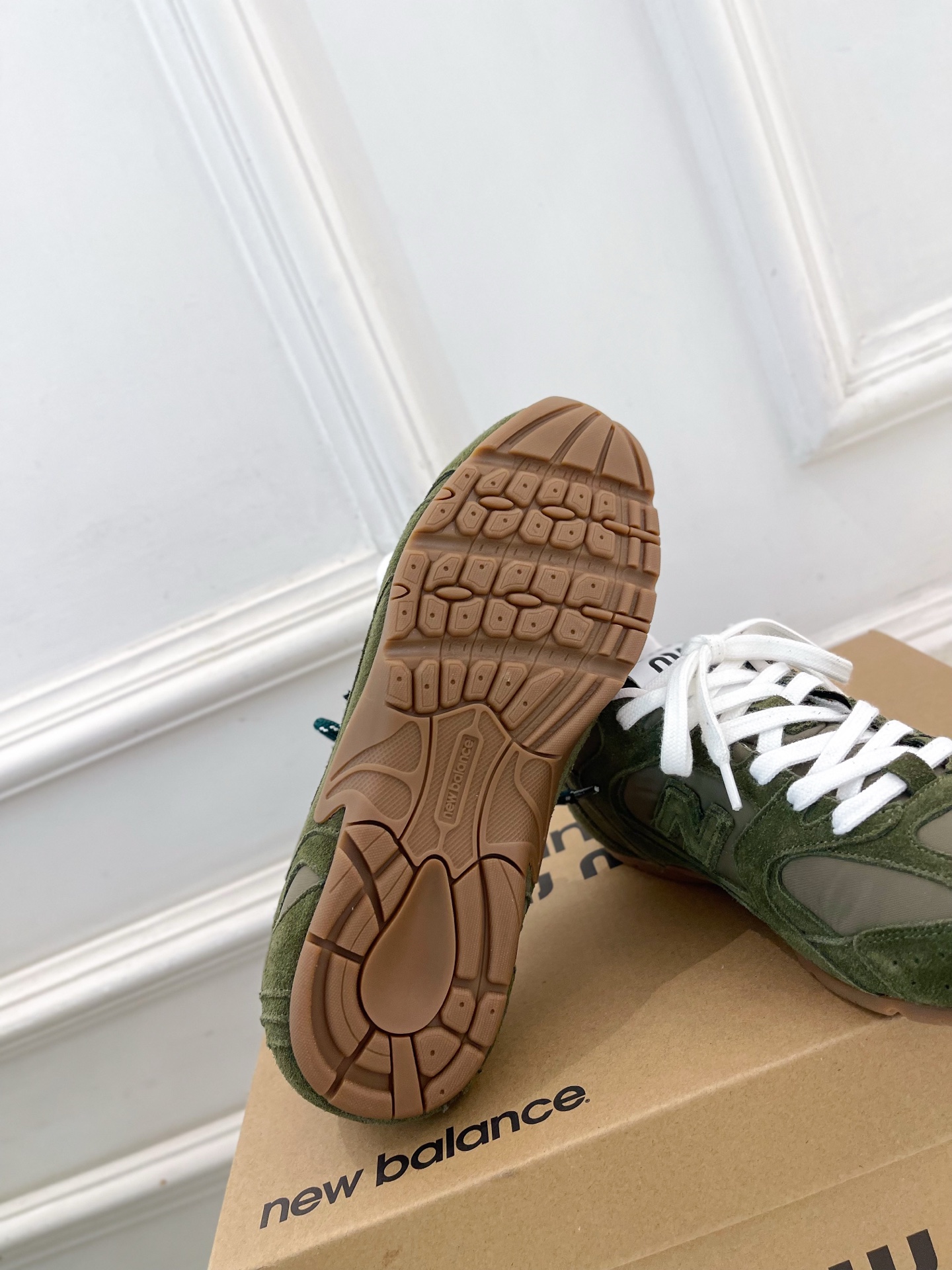 Miu Miu | 缪缪  26𝐬𝐬🖤专柜主打最新秀款 2026新品New Balance x Miu 