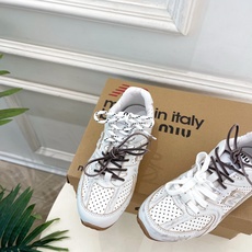 Miu Miu | 缪缪 26𝐬𝐬🖤专柜主打最新秀款 2026新品New Balance × Miu Miu Miu | 缪缪 26𝐬𝐬🖤专柜主打最新秀款 2026新品New Balance × Miu