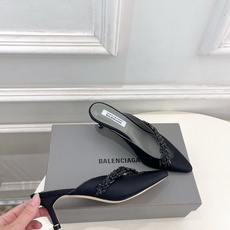 Balenciaga | 巴黎世家 26𝐬𝐬 ⭐️2026春夏新品Balenciaga x Manol Balenciaga | 巴黎世家 26𝐬𝐬 ⭐️2026春夏新品Balenciaga x Manol