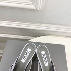 Balenciaga | 巴黎世家 26𝐬𝐬 ⭐️2026春夏新品Balenciaga x Manol Balenciaga | 巴黎世家 26𝐬𝐬 ⭐️2026春夏新品Balenciaga x Manol