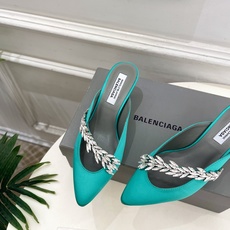 Balenciaga | 巴黎世家 26𝐬𝐬 ⭐️2026春夏新品Balenciaga x Manol Balenciaga | 巴黎世家 26𝐬𝐬 ⭐️2026春夏新品Balenciaga x Manol