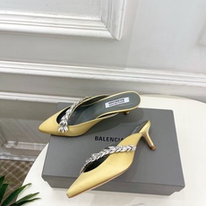 Balenciaga | 巴黎世家 26𝐬𝐬 ⭐️2026春夏新品Balenciaga x Manol Balenciaga | 巴黎世家 26𝐬𝐬 ⭐️2026春夏新品Balenciaga x Manol