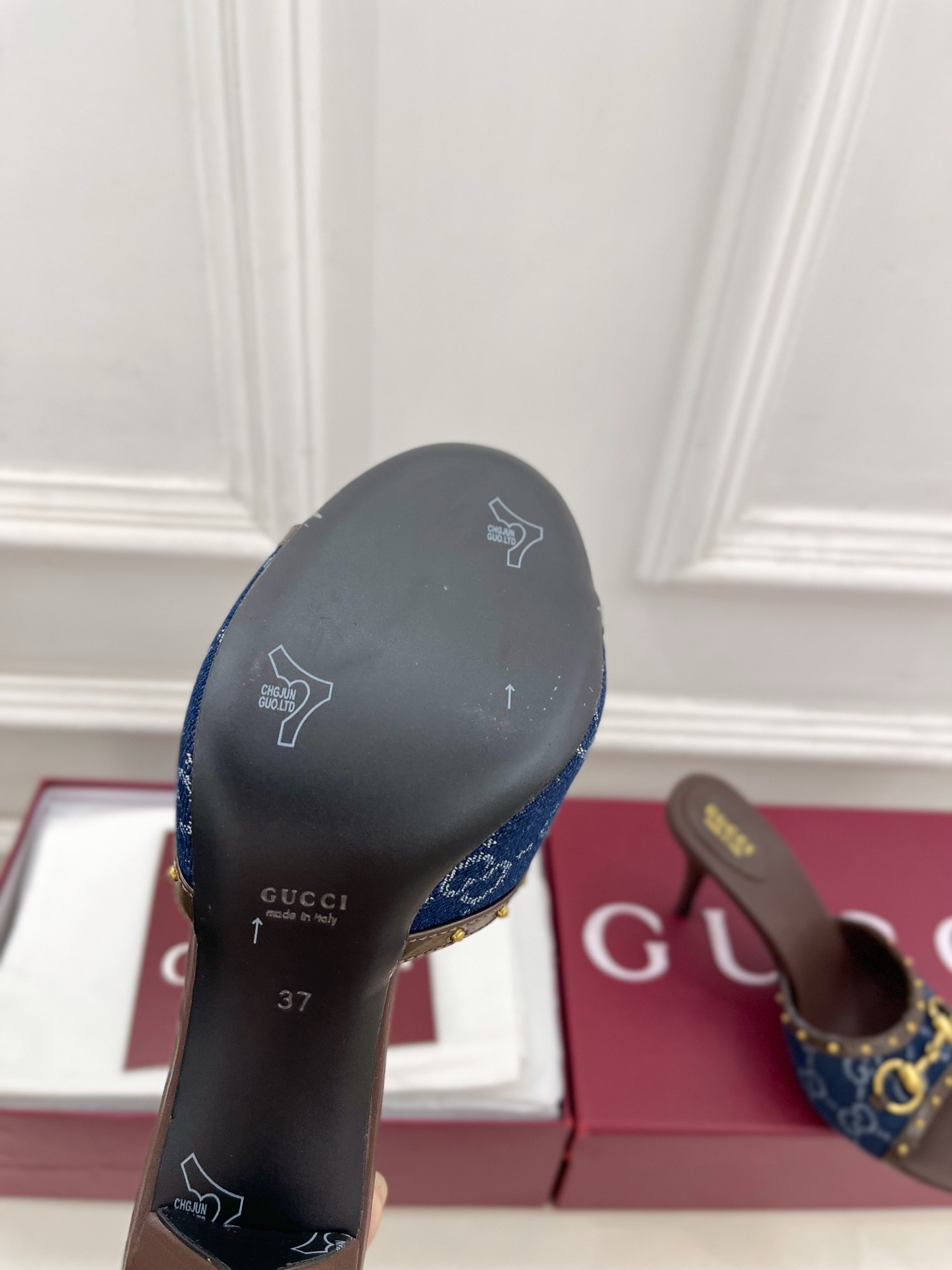 Gucci |  古驰  26𝐬𝐬 ⭐️ G家 主打系列终于面世，狠货值得期待！原有的经典 创造新设计 