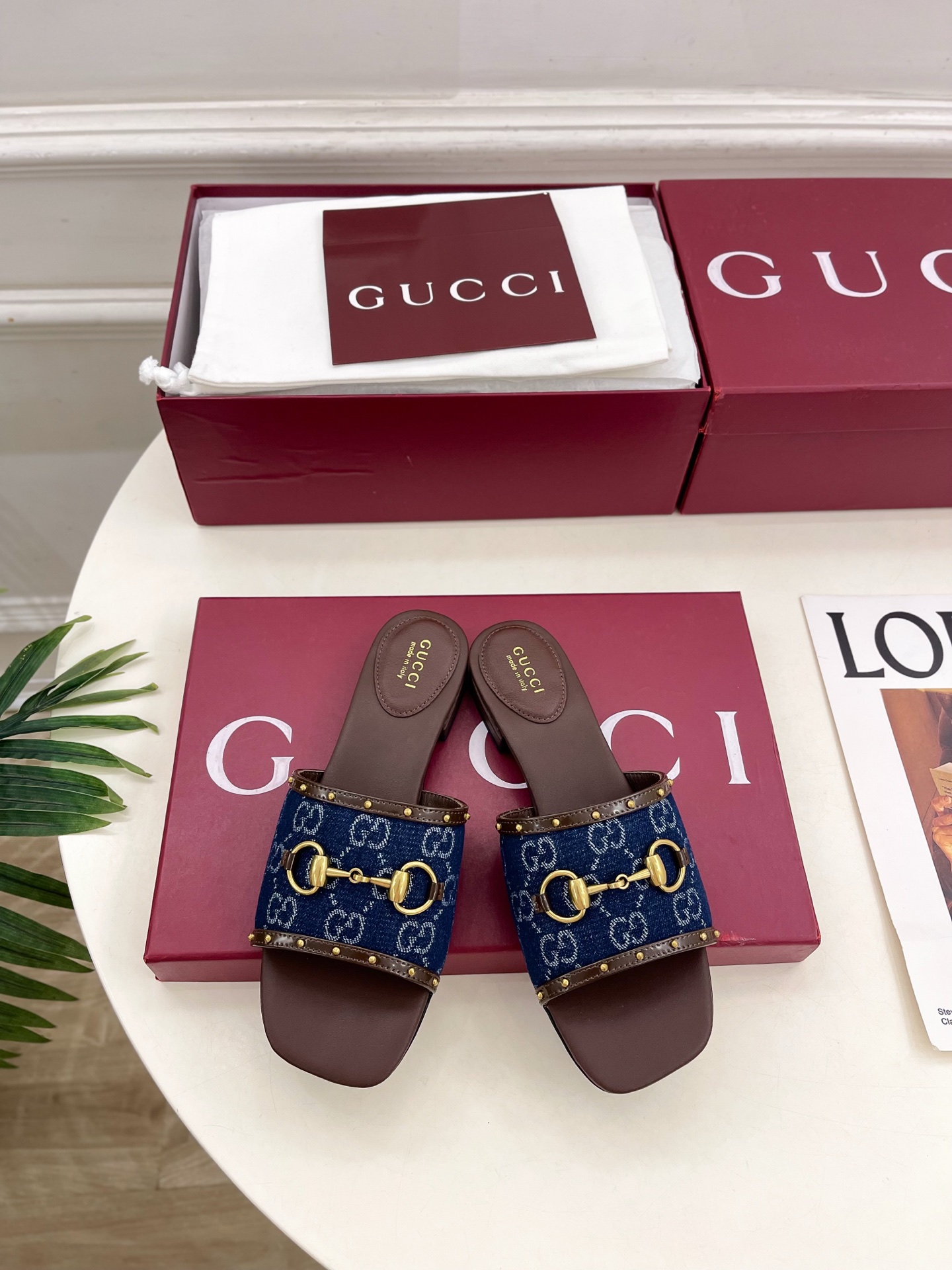 Gucci |  古驰  26𝐬𝐬 ⭐️ G家 主打系列终于面世，狠货值得期待！原有的经典 创造新设计 