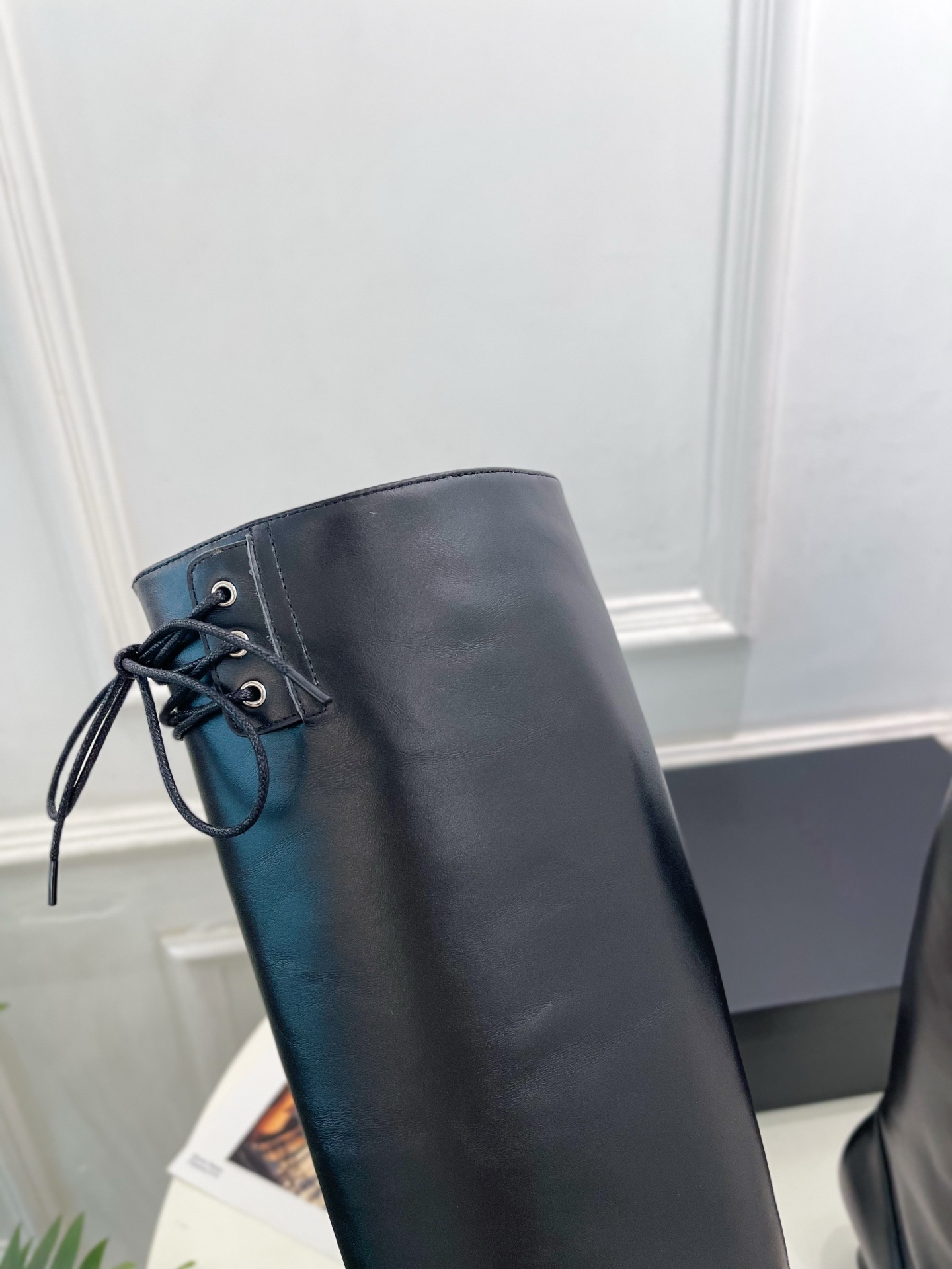 Jil Sander(吉尔·桑达）2026 秋冬新品 JD极简绑带粗跟长筒靴————————JS作为这两