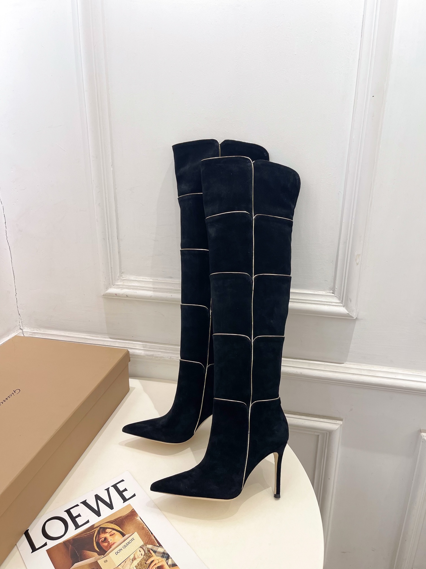 Gianvito Rossi｜吉安维托·罗西  26𝐬𝐬2026秋冬新品 GR复古拼接尖头高跟长靴 火爆