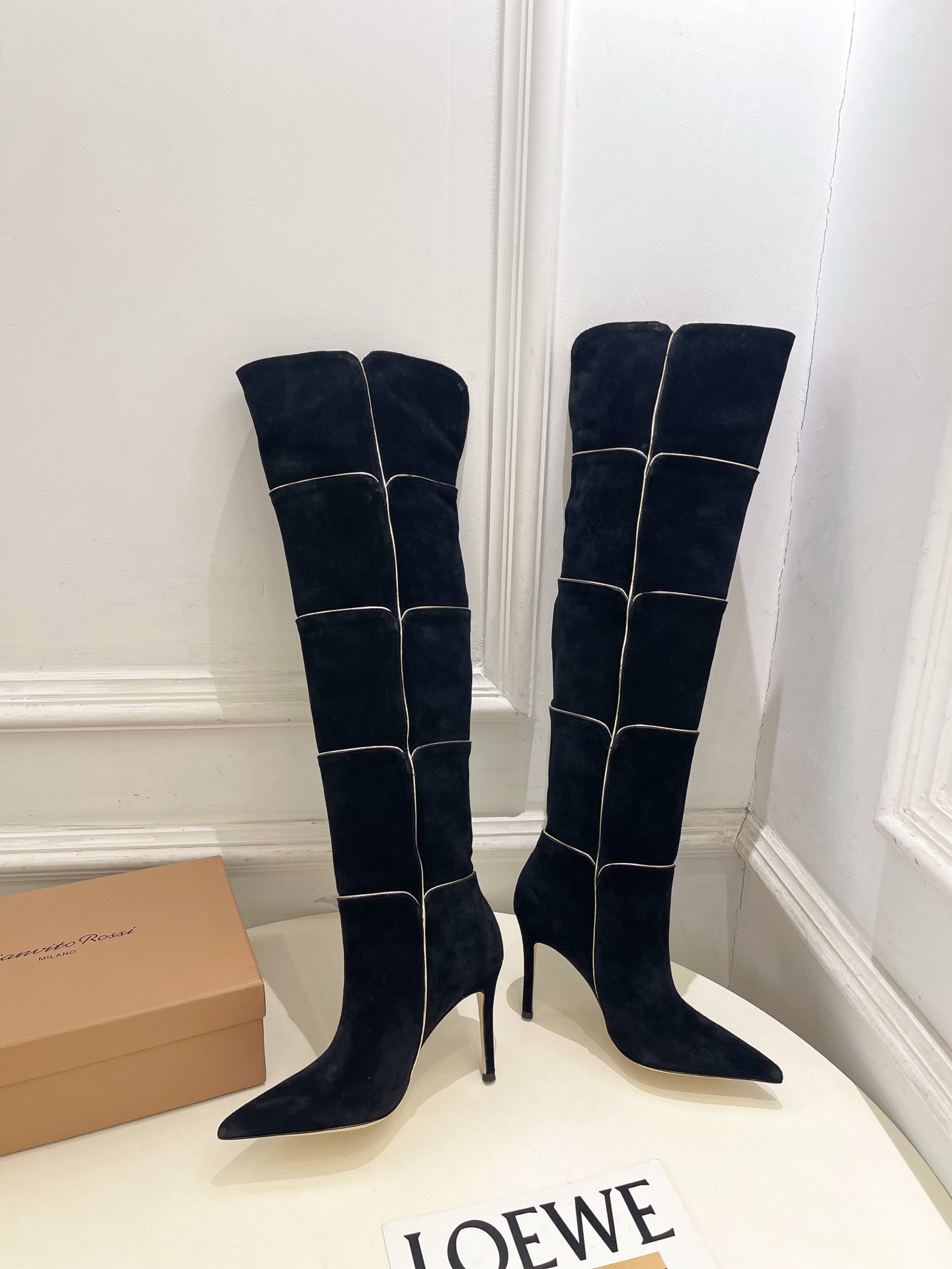 Gianvito Rossi｜吉安维托·罗西  26𝐬𝐬2026秋冬新品 GR复古拼接尖头高跟长靴 火爆
