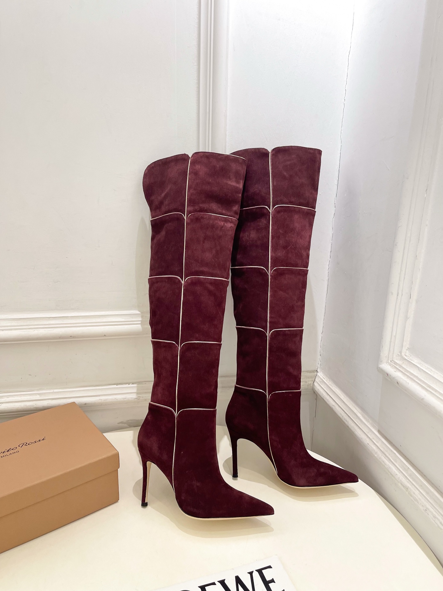 Gianvito Rossi｜吉安维托·罗西  26𝐬𝐬2026秋冬新品 GR复古拼接尖头高跟长靴 火爆