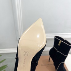 Gianvito Rossi|吉安维托·罗西 26𝐬𝐬2026秋冬新品 GR复古拼接尖头高跟短靴 火爆 Gianvito Rossi|吉安维托·罗西 26𝐬𝐬2026秋冬新品 GR复古拼接尖头高跟短靴 火爆