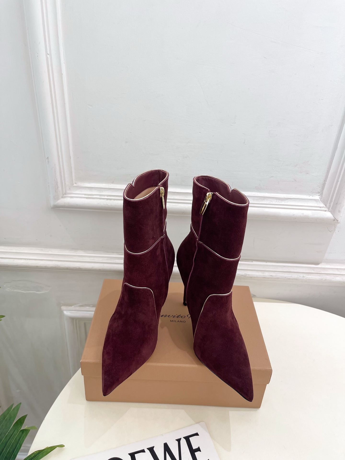 Gianvito Rossi｜吉安维托·罗西  26𝐬𝐬2026秋冬新品 GR复古拼接尖头高跟短靴 火爆