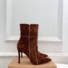 Gianvito Rossi|吉安维托·罗西 26𝐬𝐬2026秋冬新品 GR复古拼接尖头高跟短靴 火爆 Gianvito Rossi|吉安维托·罗西 26𝐬𝐬2026秋冬新品 GR复古拼接尖头高跟短靴 火爆