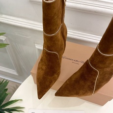 Gianvito Rossi|吉安维托·罗西 26𝐬𝐬2026秋冬新品 GR复古拼接尖头高跟短靴 火爆 Gianvito Rossi|吉安维托·罗西 26𝐬𝐬2026秋冬新品 GR复古拼接尖头高跟短靴 火爆