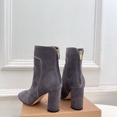 Gianvito Rossi|吉安维托·罗西 26𝐬𝐬2026秋冬新品 GR复古拼接圆头粗跟短靴 火爆 Gianvito Rossi|吉安维托·罗西 26𝐬𝐬2026秋冬新品 GR复古拼接圆头粗跟短靴 火爆