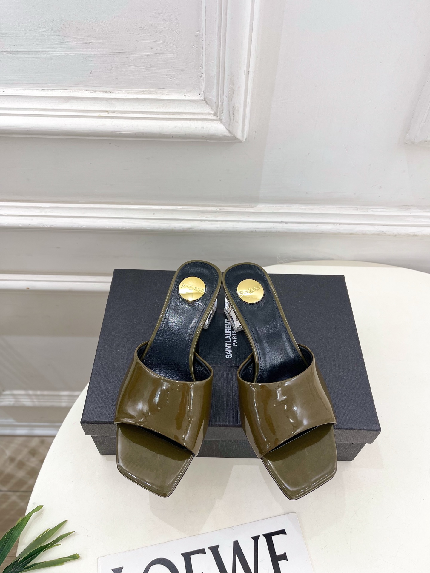 SAIN*LAURENT  圣罗兰 26𝐬𝐬2026春夏新品YSL透明跟方头粗跟拖鞋 上新☑️—————