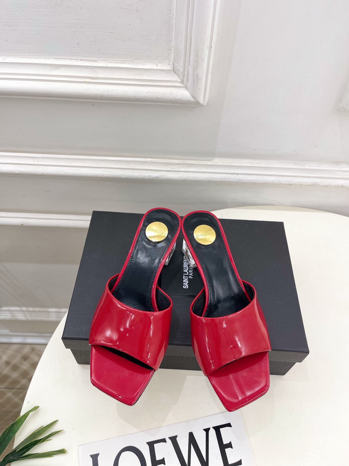 SAIN*LAURENT  圣罗兰 26𝐬𝐬2026春夏新品YSL透明跟方头粗跟拖鞋 上新☑️—————