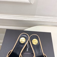 SAIN*LAURENT 圣罗兰 26𝐬𝐬2026春夏新品YSL透明跟方头粗跟拖鞋 上新☑️————— SAIN*LAURENT 圣罗兰 26𝐬𝐬2026春夏新品YSL透明跟方头粗跟拖鞋 上新☑️—————