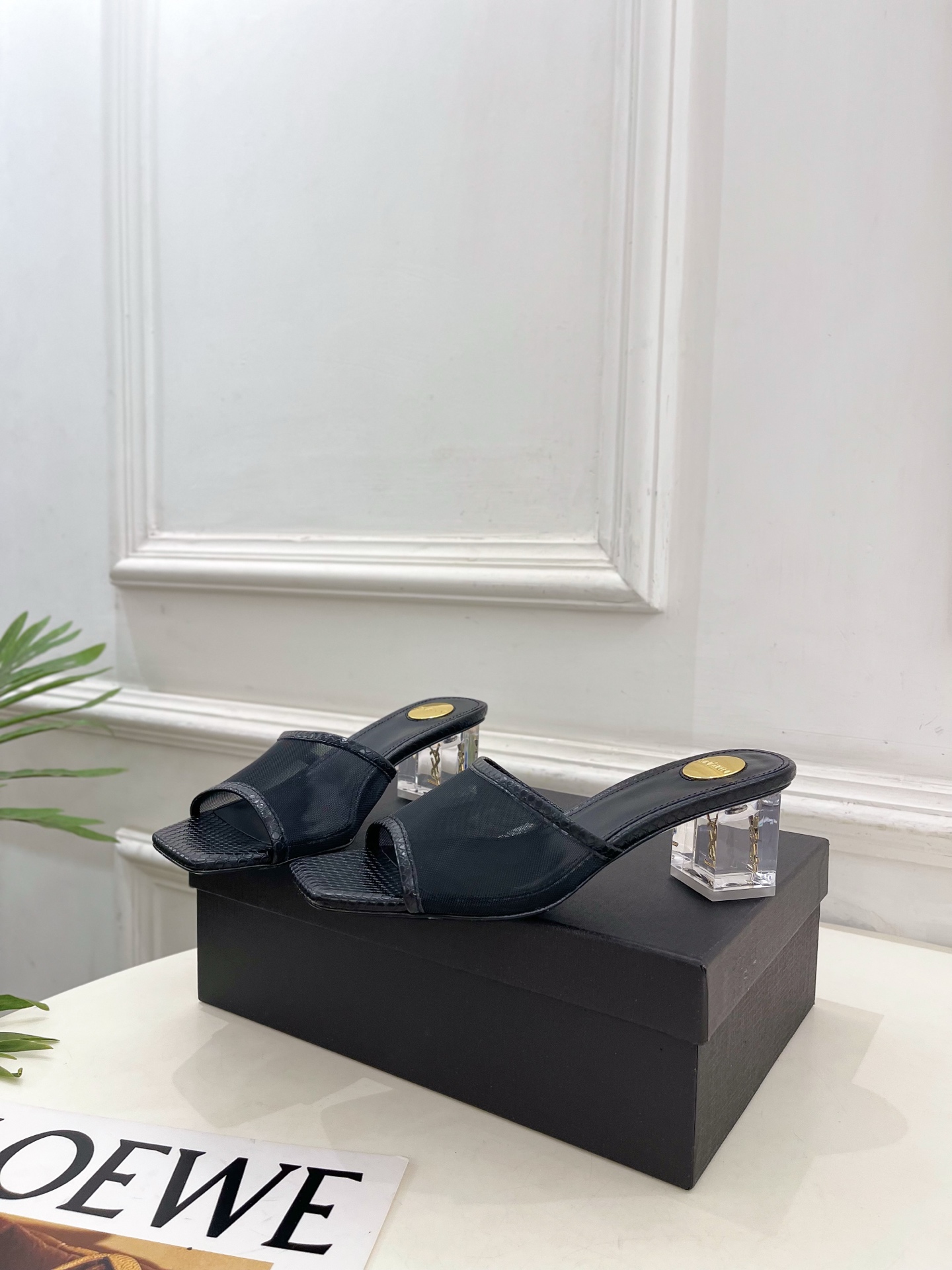 SAIN*LAURENT  圣罗兰 26𝐬𝐬2026春夏新品YSL透明跟网纱方头粗跟拖鞋 上新☑️———