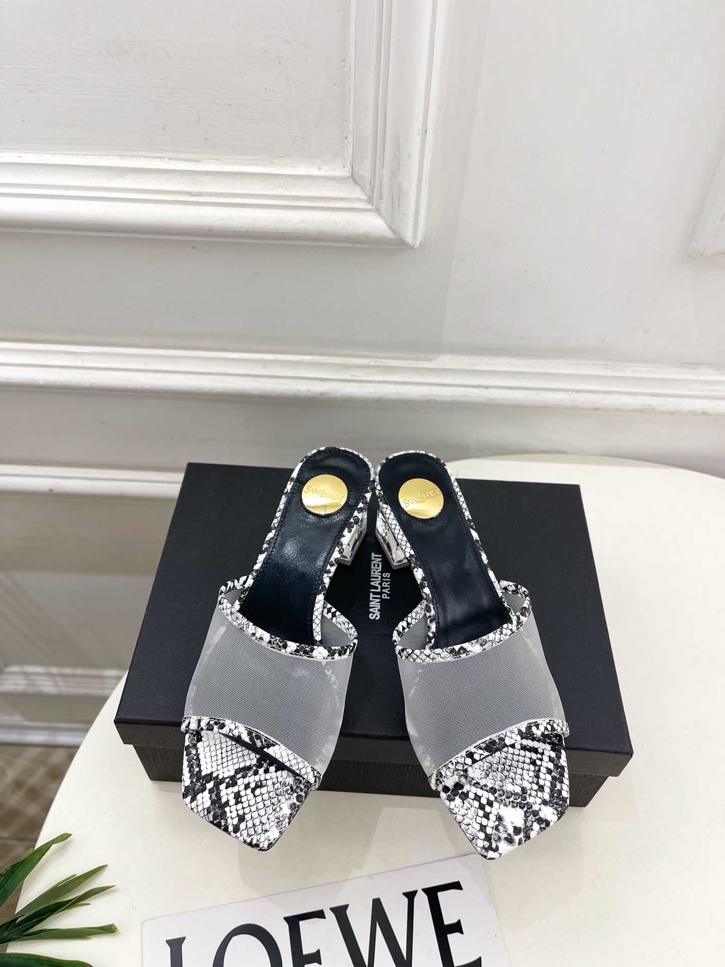 SAIN*LAURENT  圣罗兰 26𝐬𝐬2026春夏新品YSL透明跟网纱方头粗跟拖鞋 上新☑️———