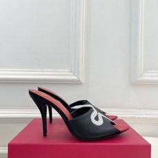Valentino 华伦天奴 26𝐬𝐬2026春夏新品 COEUR VIPERE水钻蛇形高跟拖鞋 上新 Valentino 华伦天奴 26𝐬𝐬2026春夏新品 COEUR VIPERE水钻蛇形高跟拖鞋 上新