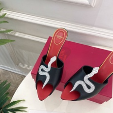 Valentino 华伦天奴 26𝐬𝐬2026春夏新品 COEUR VIPERE水钻蛇形高跟拖鞋 上新 Valentino 华伦天奴 26𝐬𝐬2026春夏新品 COEUR VIPERE水钻蛇形高跟拖鞋 上新