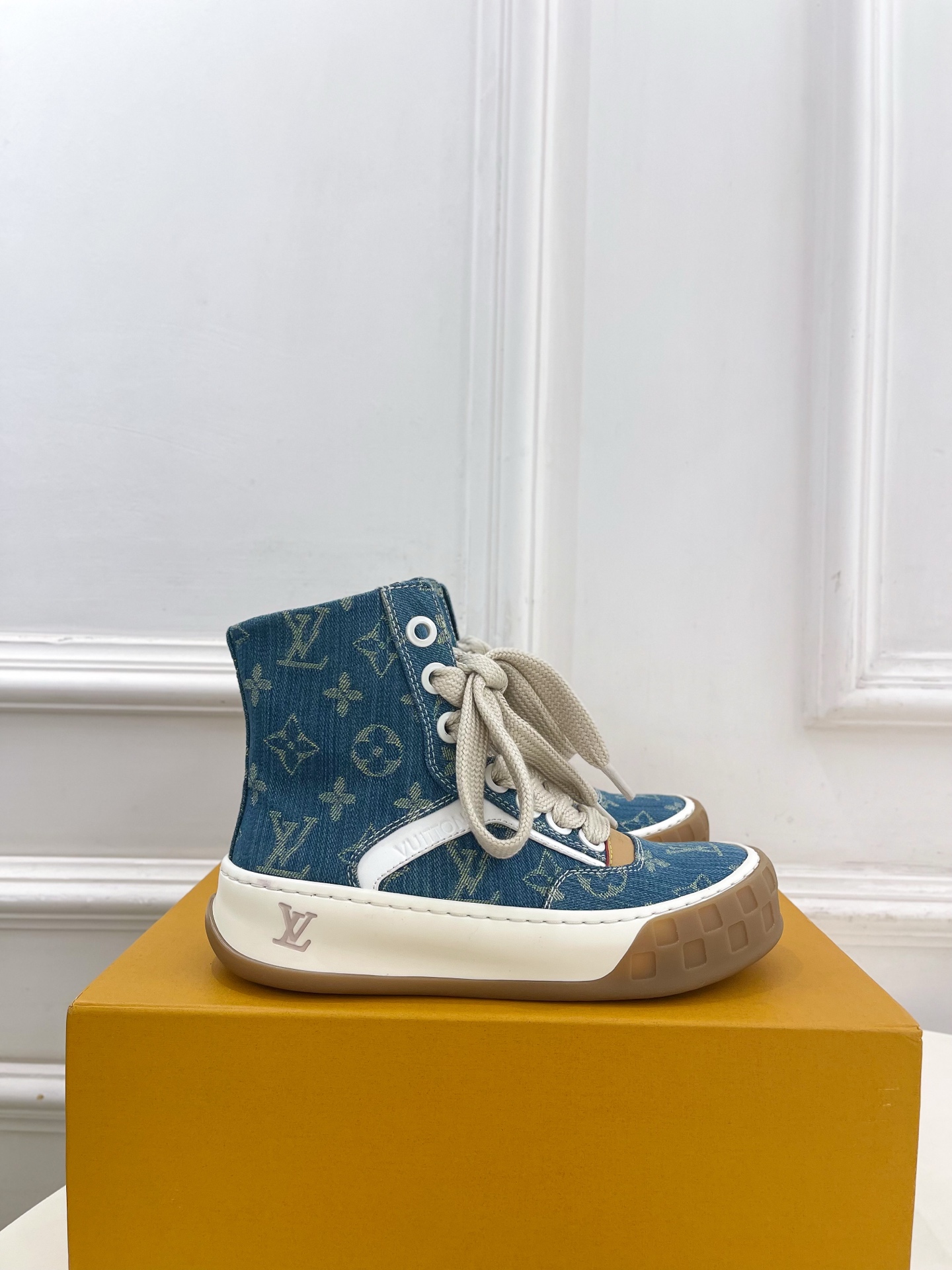 LV  | 路易威登  26𝐬𝐬 🧡💚2026秋冬新品 顶级版本⚠️专柜主打最新秀款 LV TILTED