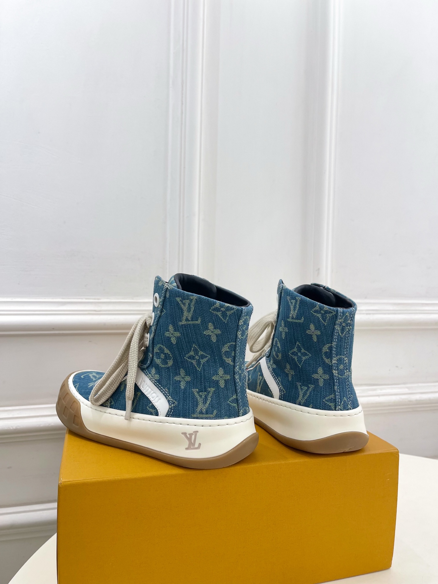 LV  | 路易威登  26𝐬𝐬 🧡💚2026秋冬新品 顶级版本⚠️专柜主打最新秀款 LV TILTED