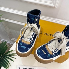 LV | 路易威登 26𝐬𝐬 🧡💚2026秋冬新品 顶级版本⚠️专柜主打最新秀款 LV TILTED LV | 路易威登 26𝐬𝐬 🧡💚2026秋冬新品 顶级版本⚠️专柜主打最新秀款 LV TILTED