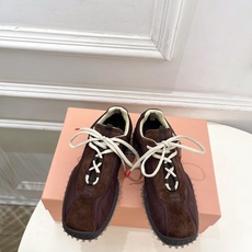 Miu Miu | 缪缪 26𝐬𝐬 🖤专柜主打最新秀款 2026新品拼色方头德训休闲运动鞋火爆上新! 🍒BS缪家高货 Miu Miu | 缪缪 26𝐬𝐬 🖤专柜主打最新秀款 2026新品拼色方头德训休闲运动鞋火爆上新! 🍒BS缪家高货