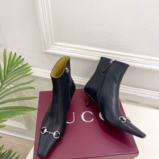 Gucci | 古驰 26𝐬𝐬 ⭐️ G家 主打系列终于面世,狠货值得期待!原有的经典 创造新设计 ✨ ❥2026 Gucci | 古驰 26𝐬𝐬 ⭐️ G家 主打系列终于面世,狠货值得期待!原有的经典 创造新设计 ✨ ❥2026