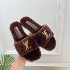 LV | 路易威登 26𝐬𝐬 🧡💚2026早秋新品 顶级版本‼️原版一致 专柜主打最新款 LV 麻绳底毛毛平底拖鞋 LV | 路易威登 26𝐬𝐬 🧡💚2026早秋新品 顶级版本‼️原版一致 专柜主打最新款 LV 麻绳底毛毛平底拖鞋
