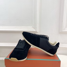Loro Piana 乐悠翩雅 代购级别⚠️2026春夏新品 经典复古休闲运动鞋 ————————— LP是意大利顶级奢 Loro Piana 乐悠翩雅 代购级别⚠️2026春夏新品 经典复古休闲运动鞋 ————————— LP是意大利顶级奢