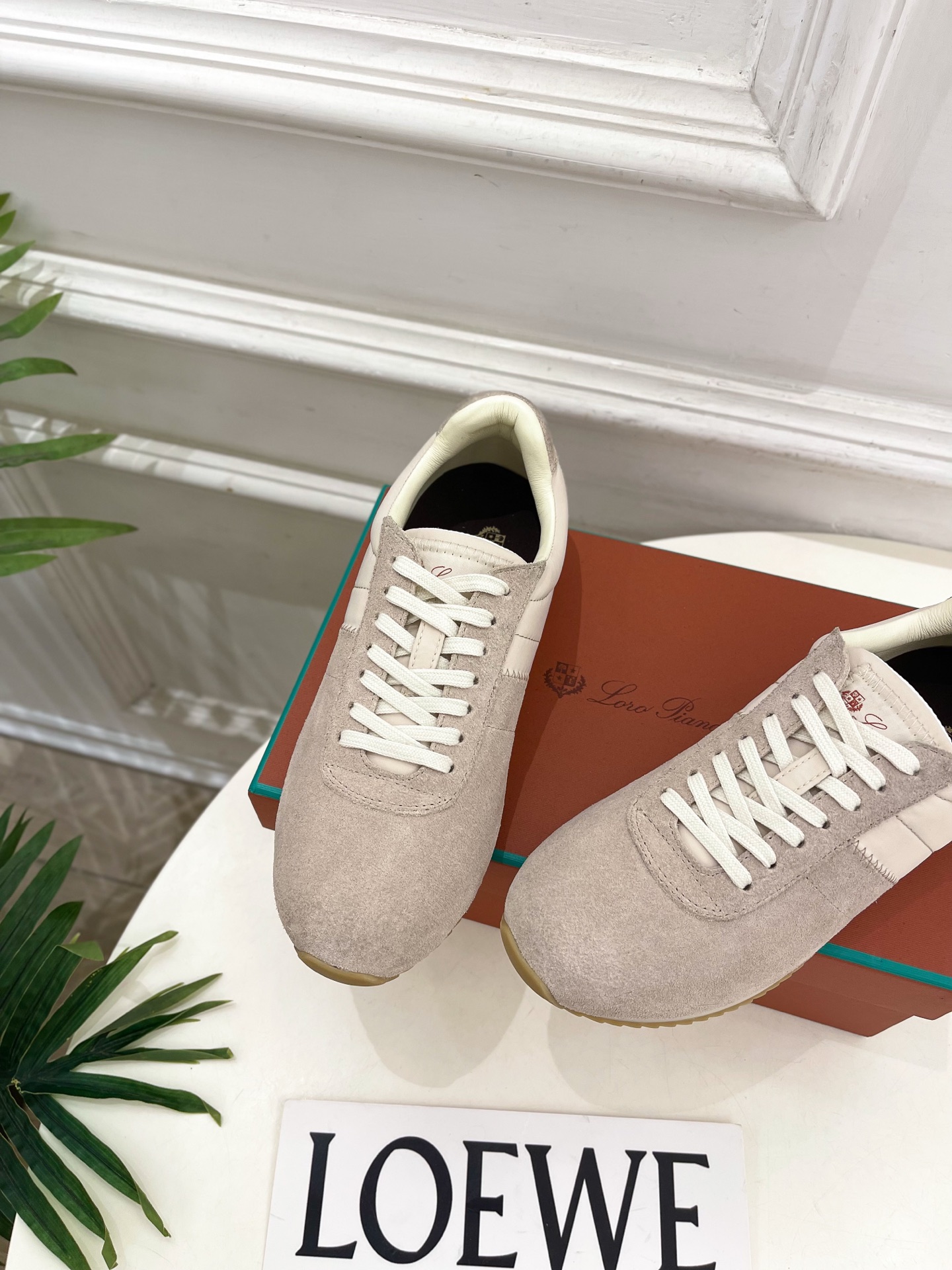 Loro Piana 乐悠翩雅 代购级别⚠️2026春夏新品 经典复古休闲运动鞋 ————————— LP是意大利顶级奢 Loro Piana 乐悠翩雅 代购级别⚠️2026春夏新品 经典复古休闲运动鞋 ————————— LP是意大利顶级奢