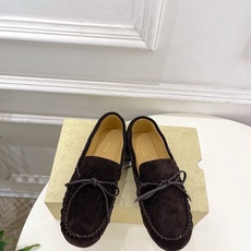 The row 2026春夏新品 复古蝴蝶结褶皱一脚蹬乐福鞋 ————————— 作为这两年最受欢迎的设计师牌,设计简单 The row 2026春夏新品 复古蝴蝶结褶皱一脚蹬乐福鞋 ————————— 作为这两年最受欢迎的设计师牌,设计简单