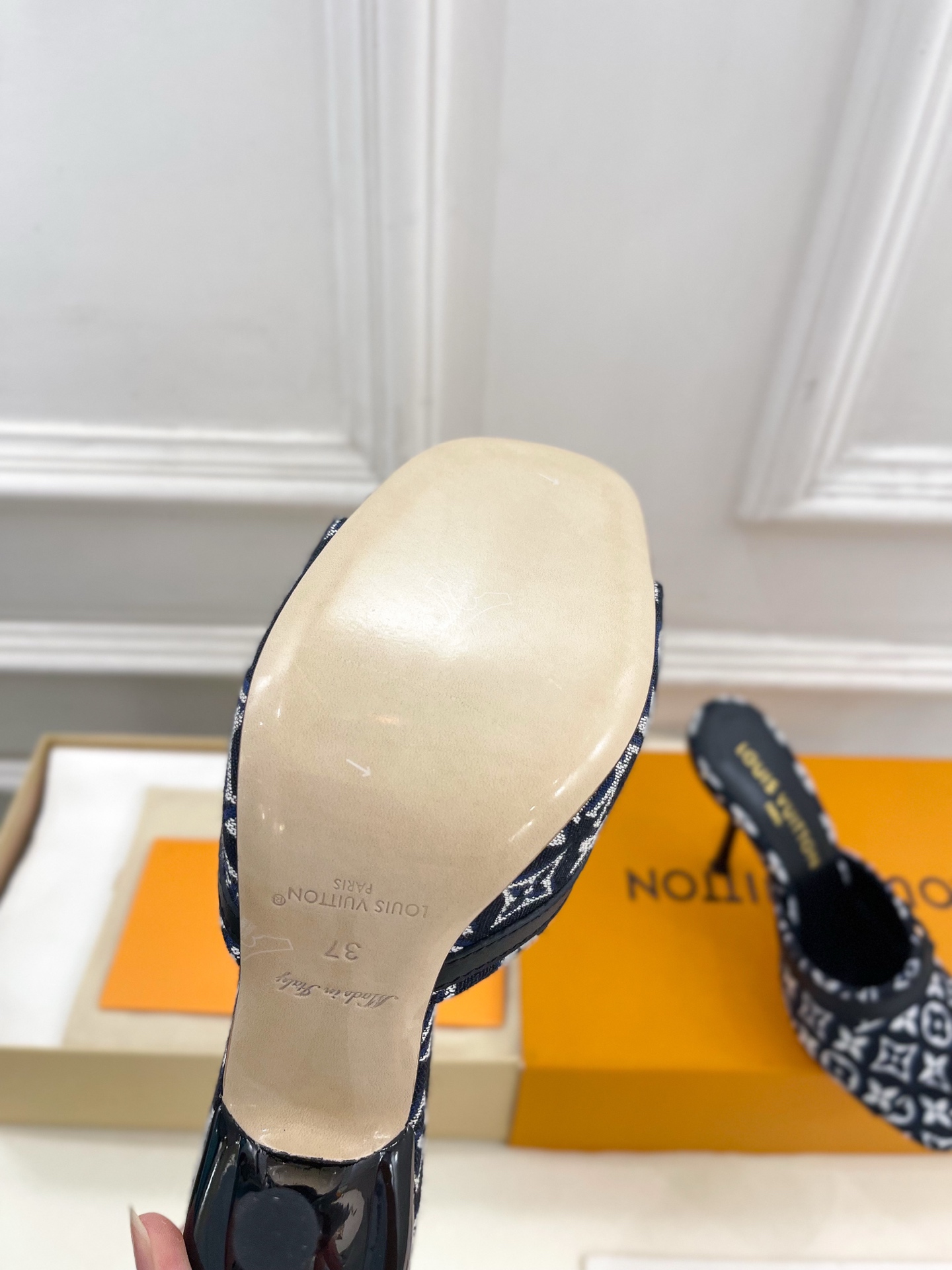 Louis Vuitton Slides