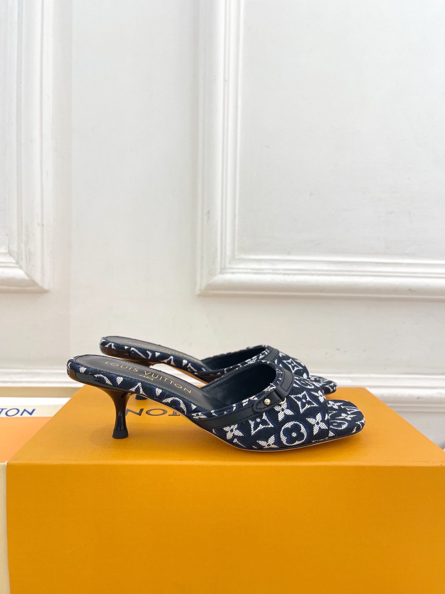 Louis Vuitton Slides