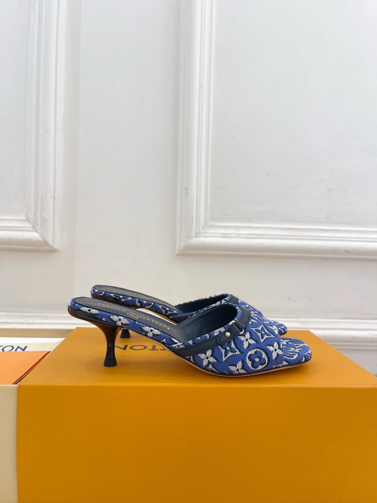 Louis Vuitton Slides