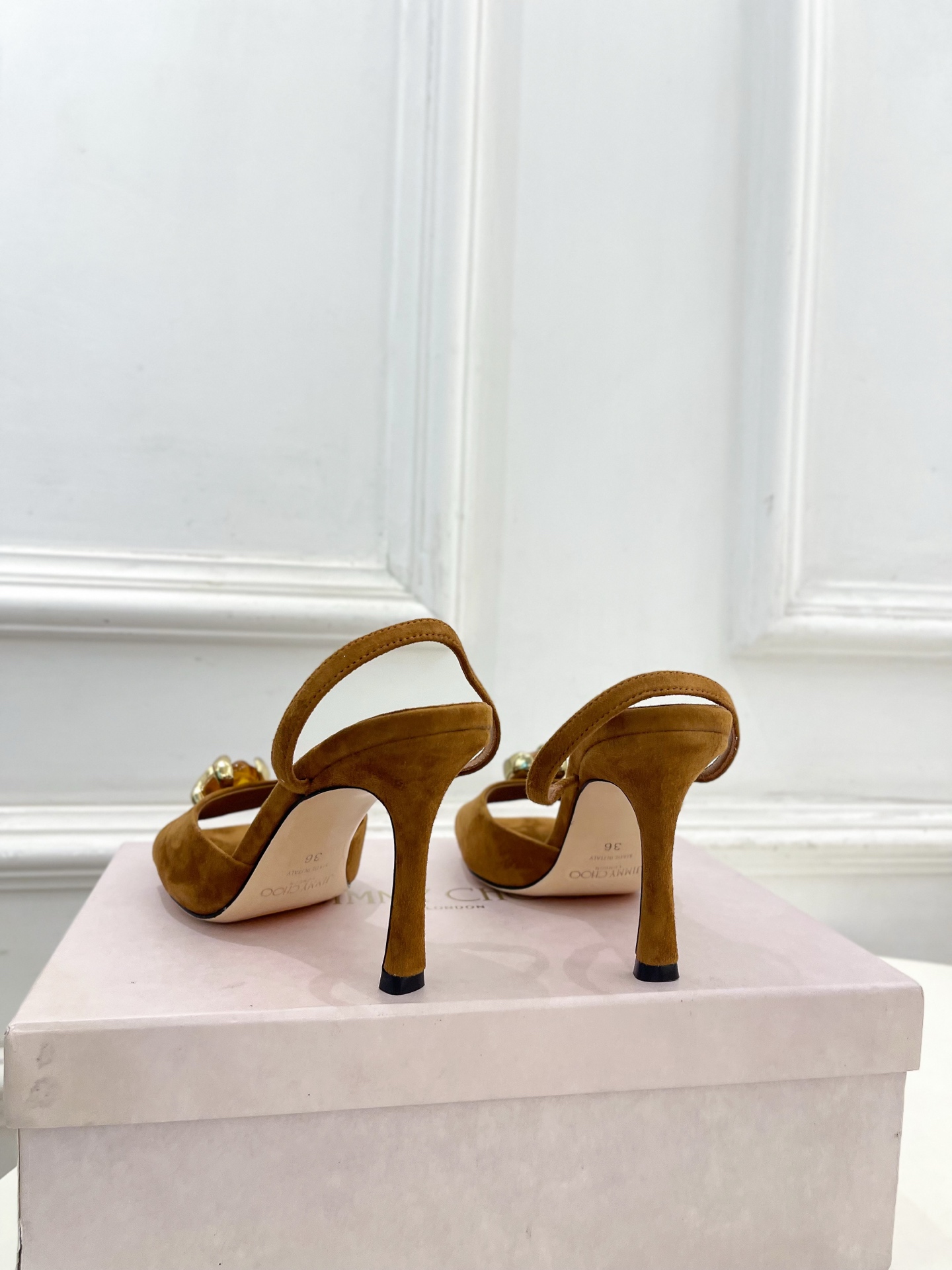 JimmyChoo 吉米周 26𝐬𝐬 ——— ✨ 2026春夏新品 专柜最新JC极简金属扣高跟凉鞋 BS名媛 JimmyChoo 吉米周 26𝐬𝐬 ——— ✨ 2026春夏新品 专柜最新JC极简金属扣高跟凉鞋 BS名媛