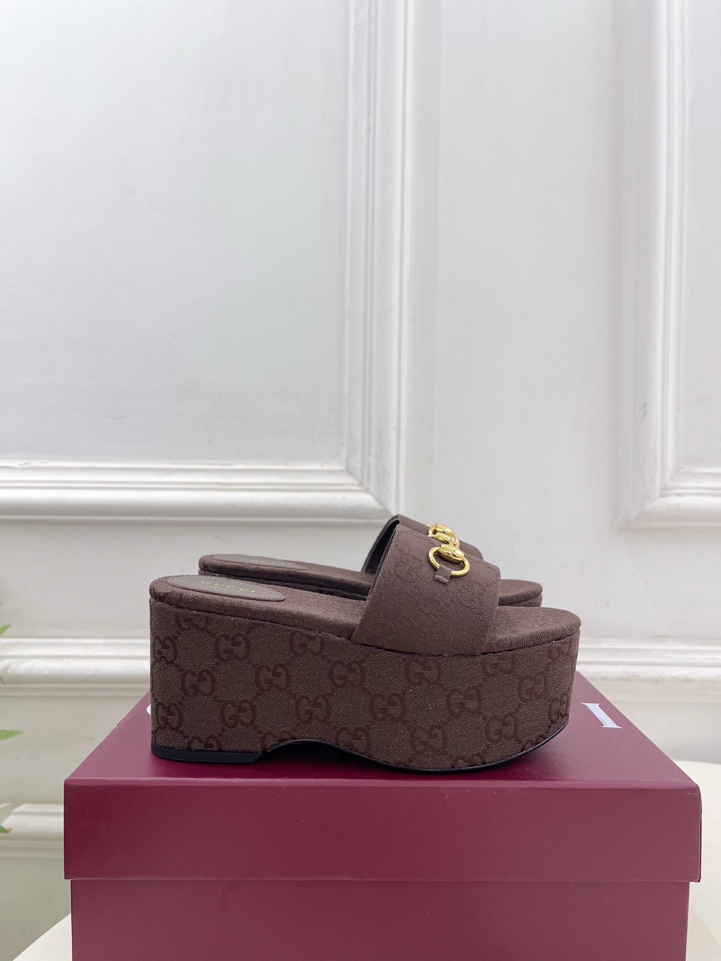 Gucci Slides