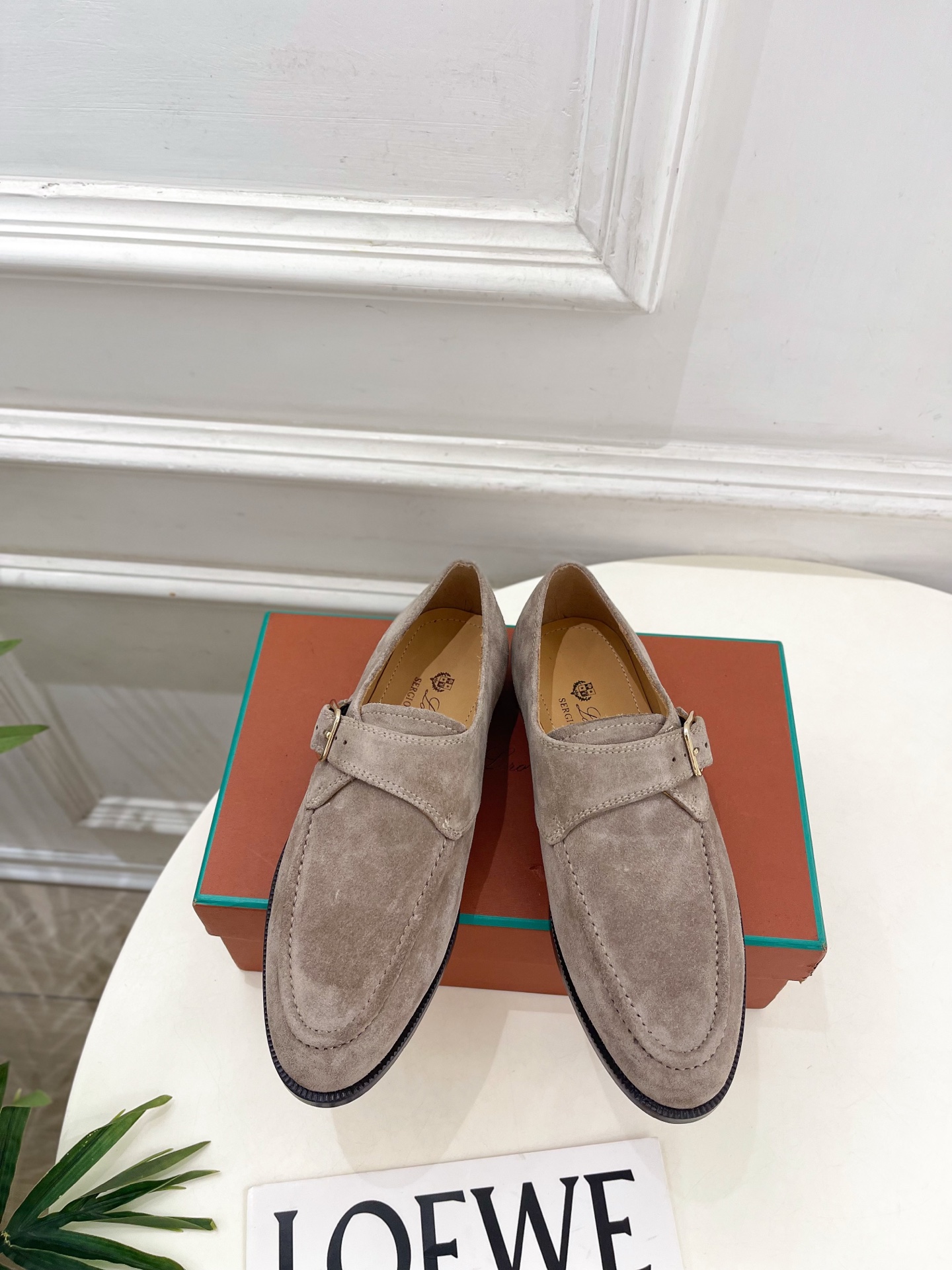 Loro Piana 乐悠翩雅 代购级别⚠️2026新品复古英伦风皮带扣情侣款皮鞋 ————————— LP是意大利顶级