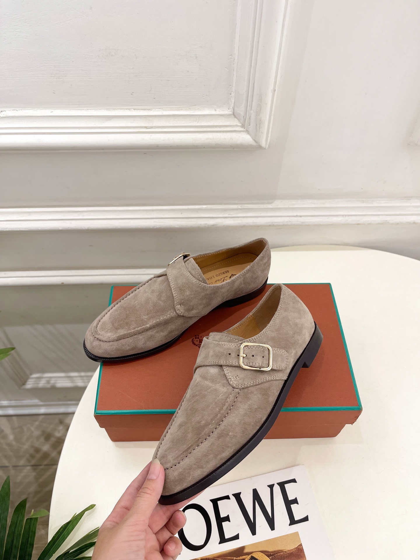 Loro Piana 乐悠翩雅 代购级别⚠️2026新品复古英伦风皮带扣情侣款皮鞋 ————————— LP是意大利顶级 Loro Piana 乐悠翩雅 代购级别⚠️2026新品复古英伦风皮带扣情侣款皮鞋 ————————— LP是意大利顶级