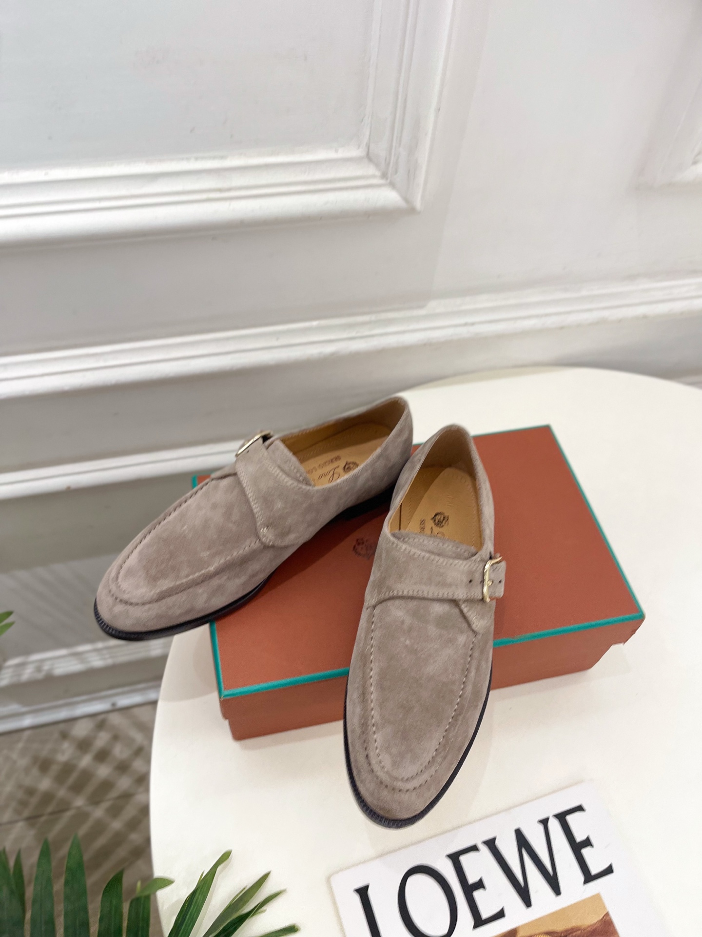 Loro Piana 乐悠翩雅 代购级别⚠️2026新品复古英伦风皮带扣情侣款皮鞋 ————————— LP是意大利顶级 Loro Piana 乐悠翩雅 代购级别⚠️2026新品复古英伦风皮带扣情侣款皮鞋 ————————— LP是意大利顶级