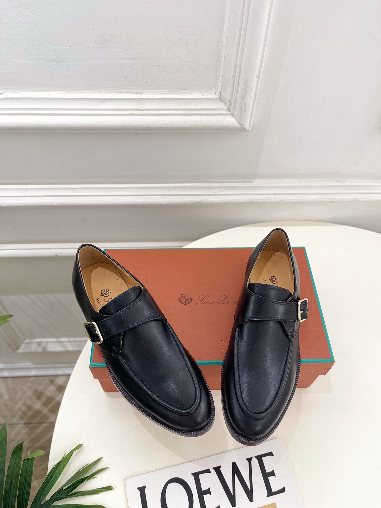 Loro Piana 乐悠翩雅 代购级别⚠️2026新品复古英伦风皮带扣情侣款皮鞋 ————————— LP是意大利顶级