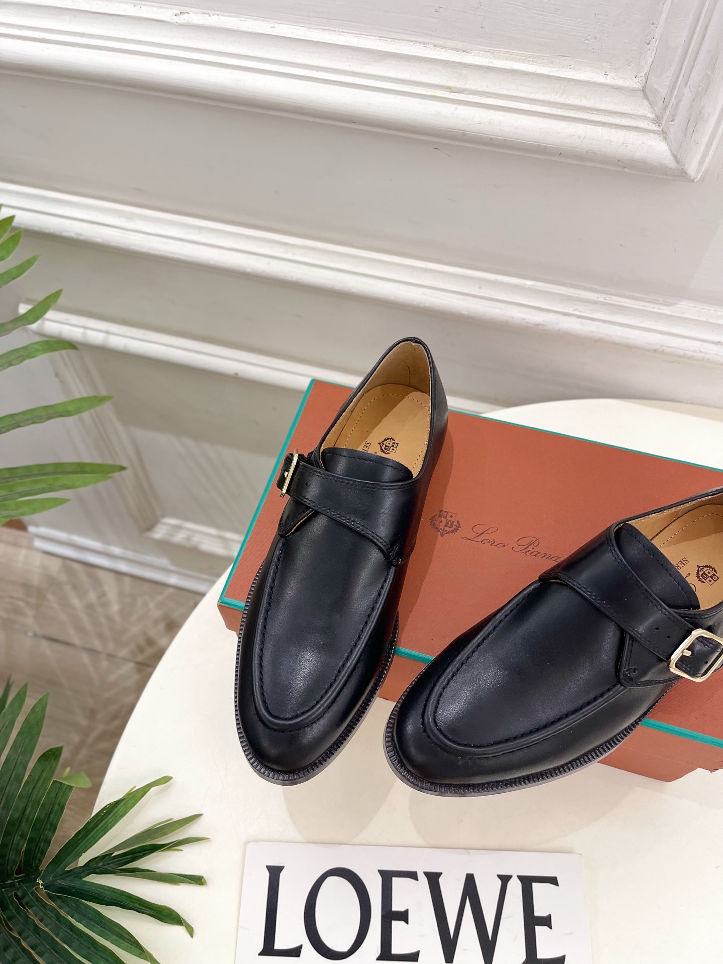 Loro Piana 乐悠翩雅 代购级别⚠️2026新品复古英伦风皮带扣情侣款皮鞋 ————————— LP是意大利顶级