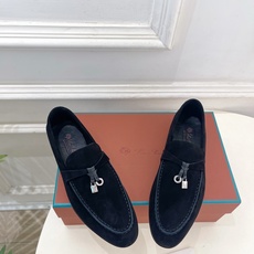 Loro Piana 乐悠翩雅 代购级别⚠️2026春夏新品 经典锁扣复古老钱风乐福鞋 ————————— LP是意大利 Loro Piana 乐悠翩雅 代购级别⚠️2026春夏新品 经典锁扣复古老钱风乐福鞋 ————————— LP是意大利